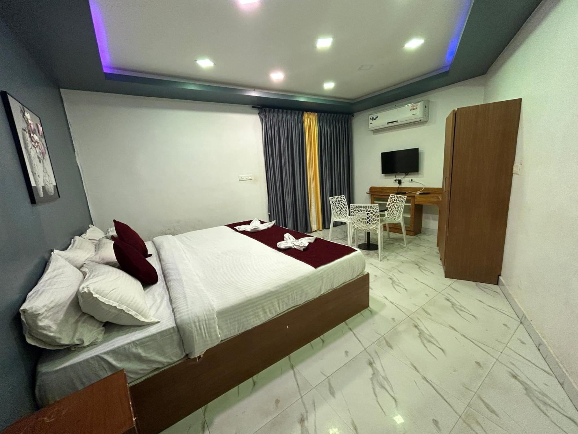 The Elite Beachview Pondicherry Esterno foto