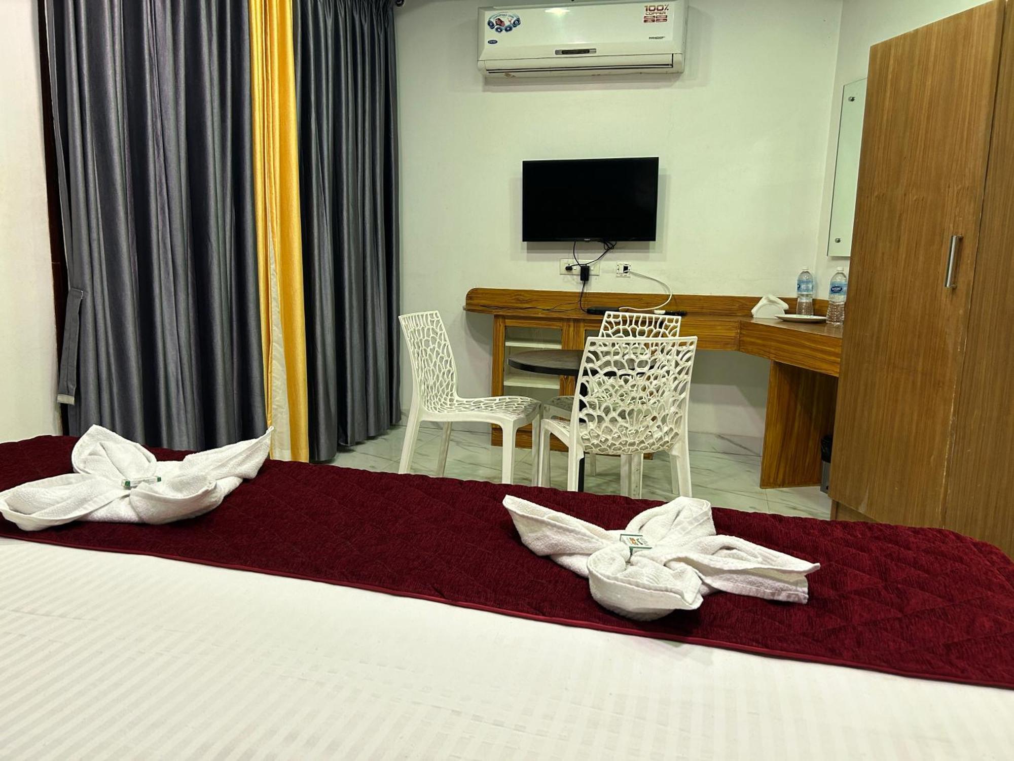 The Elite Beachview Pondicherry Esterno foto
