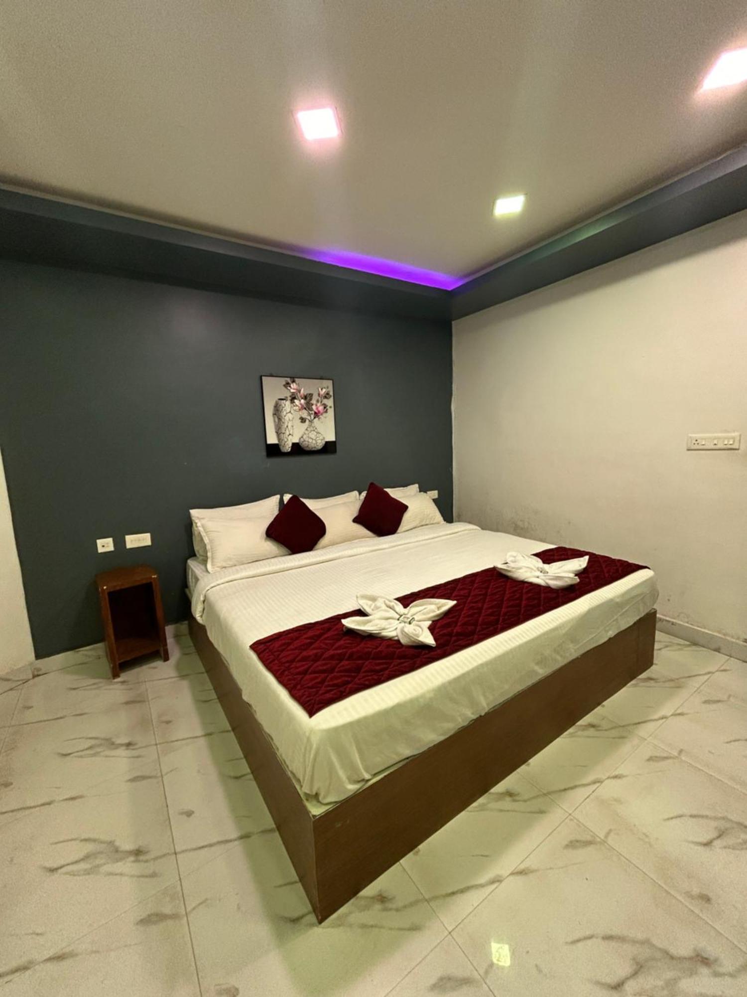 The Elite Beachview Pondicherry Esterno foto