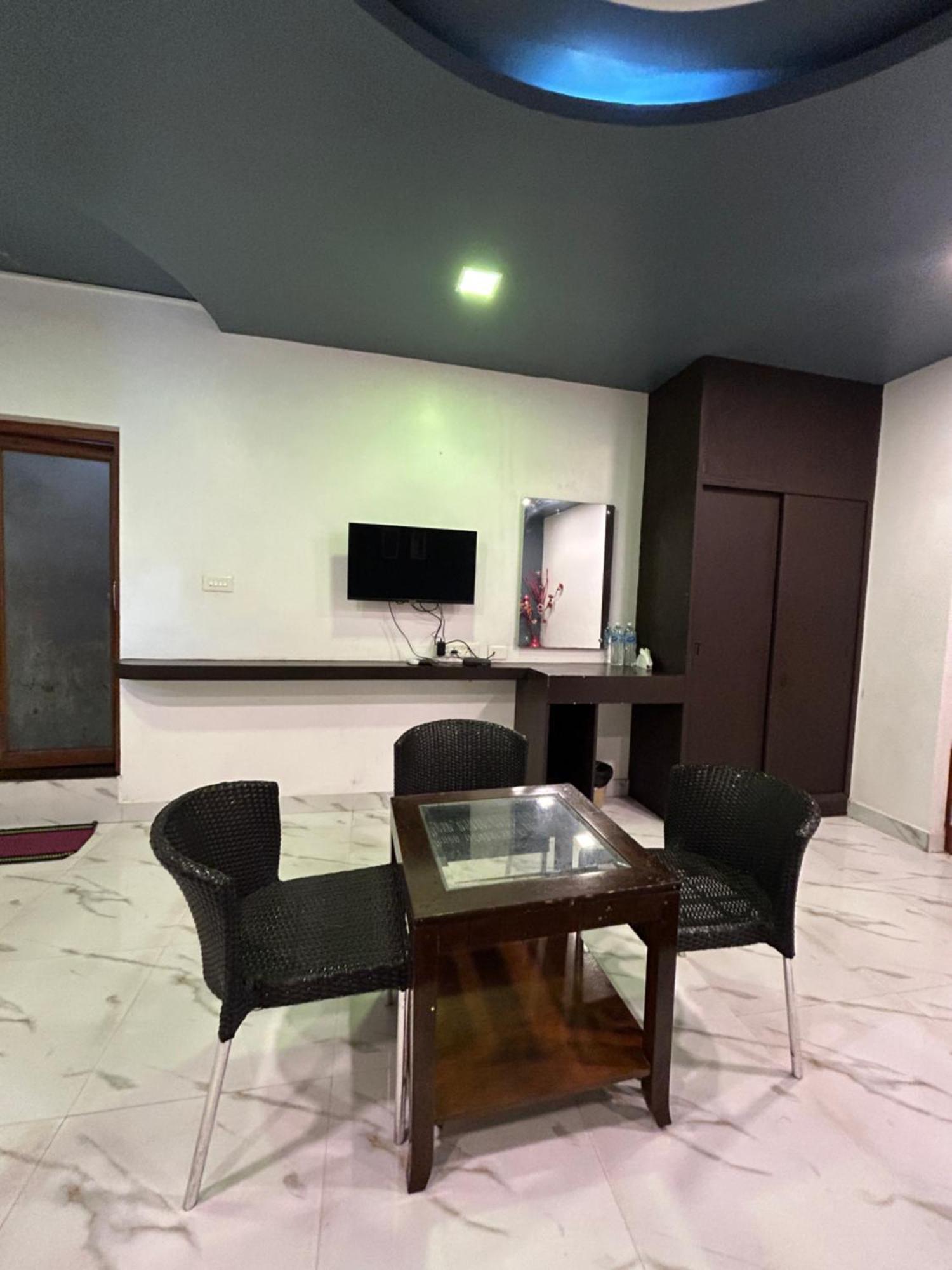 The Elite Beachview Pondicherry Esterno foto