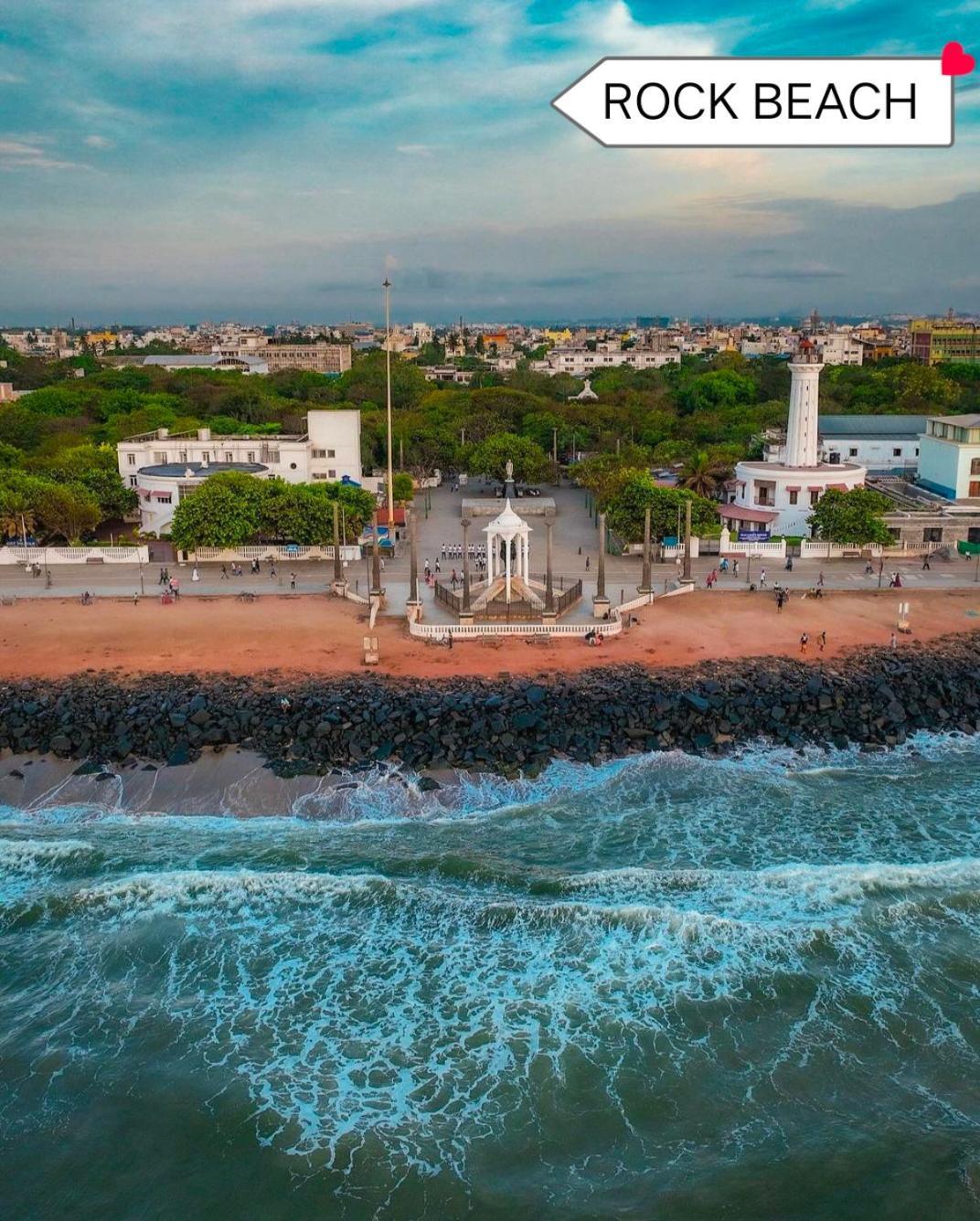 The Elite Beachview Pondicherry Esterno foto