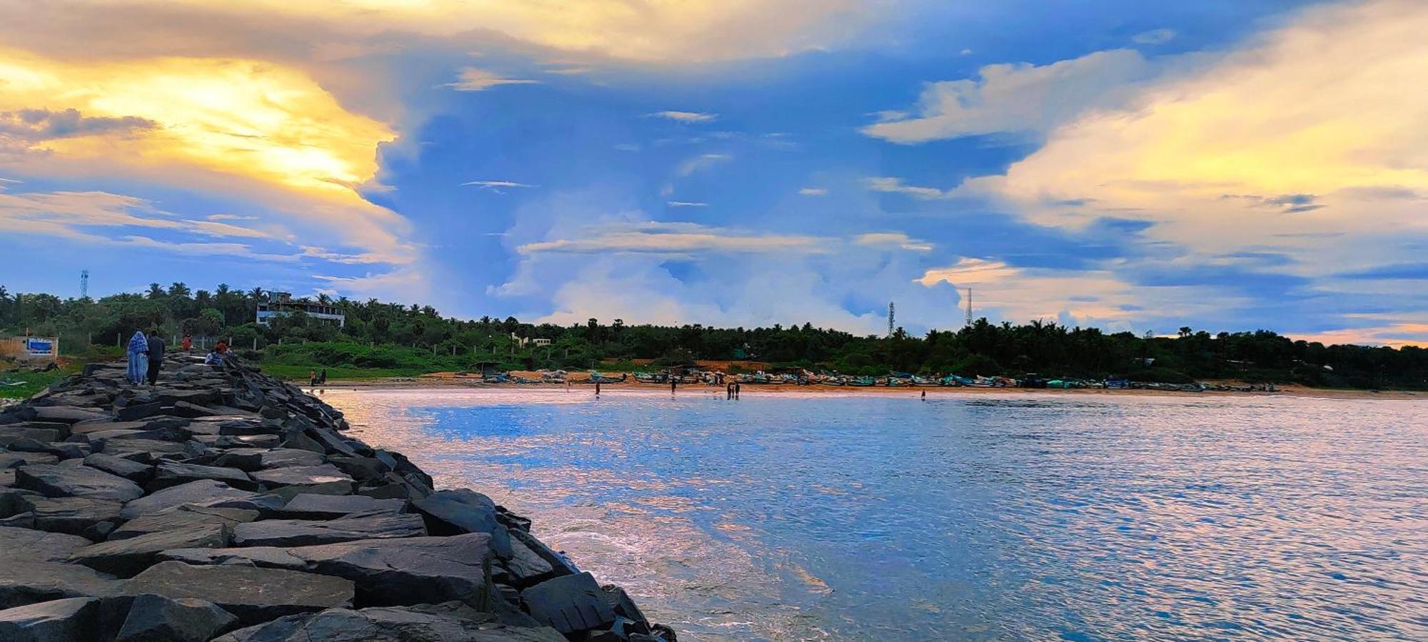 The Elite Beachview Pondicherry Esterno foto